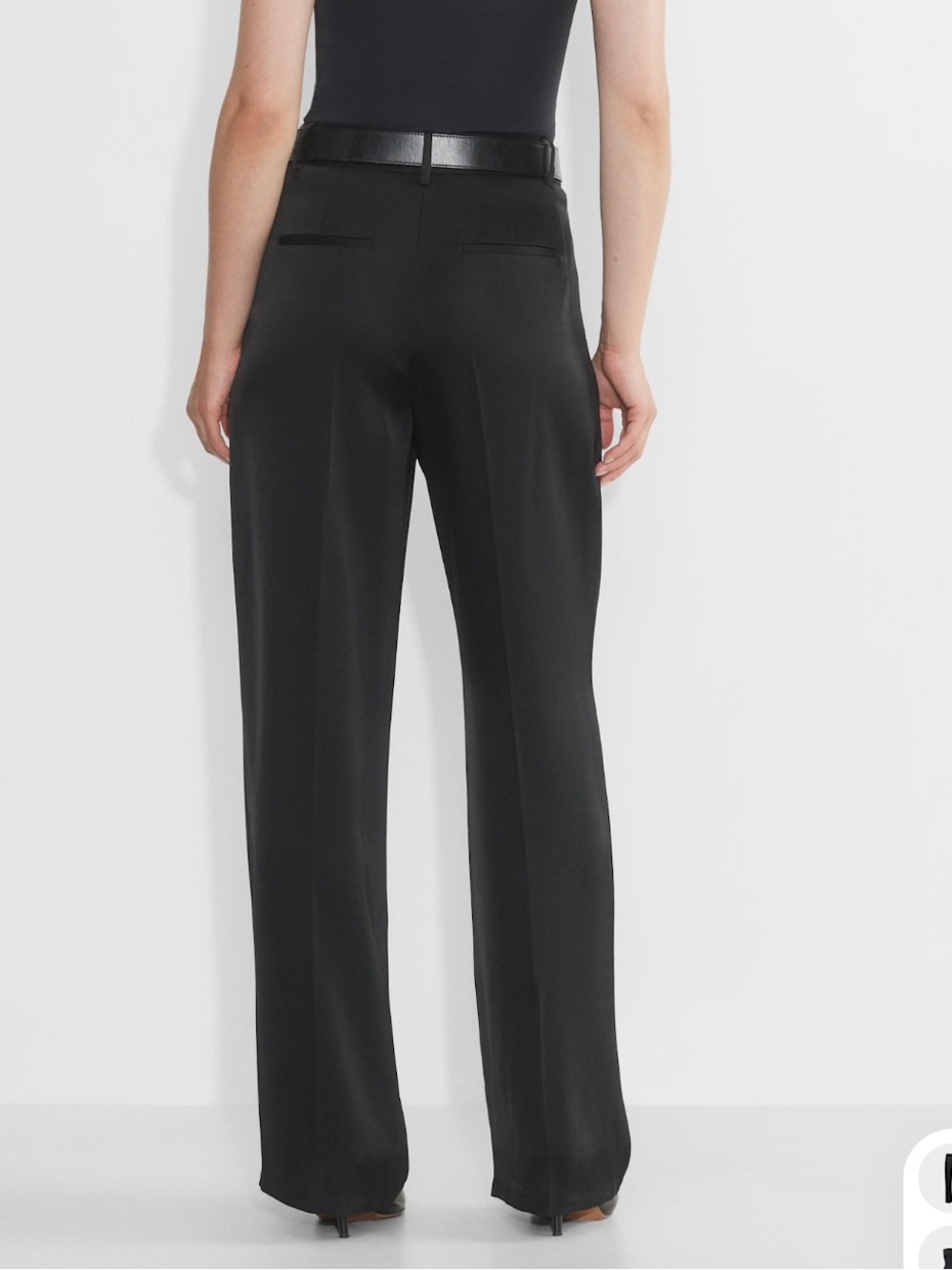 The Effortless Pant™ Satin - Black - Picture 3 of 3